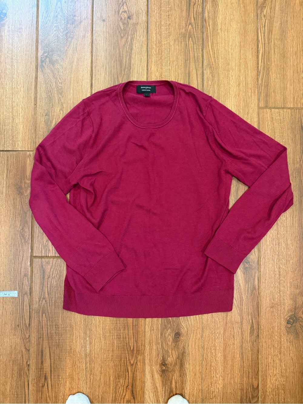 Banana Republic Crewneck forever Sweater - Deep Berry / women’s large